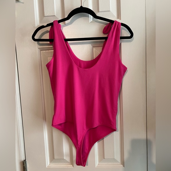NWOT Bodysuit - Picture 2 of 4